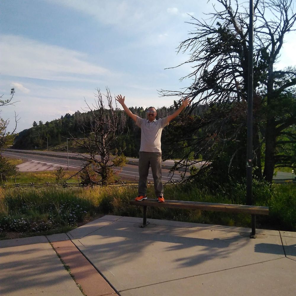 Meet your Posher, Adolfo